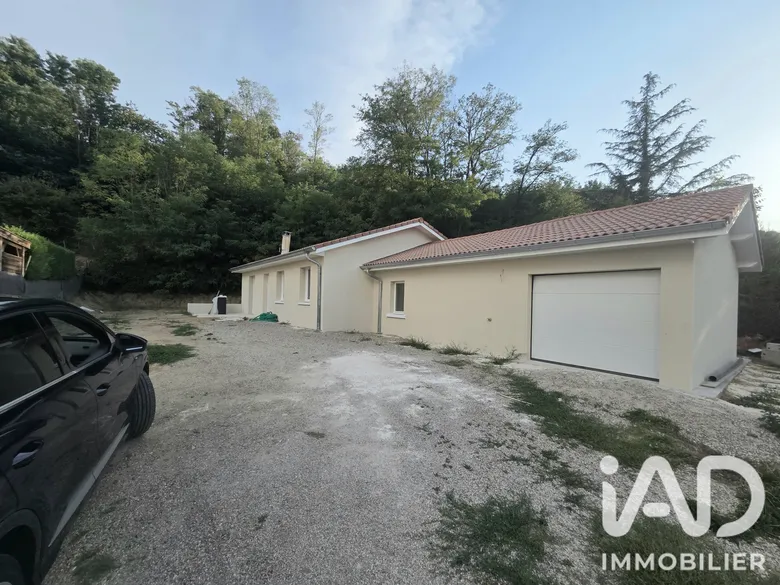 Maison 5 pièces 102 m² · à Assieu · 102,2 m² · 297 000 €