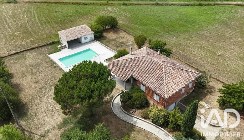 Maison 4 pièces 109 m² · à La Ville-Dieu-du-Temple · 109 m² · 220 000 €