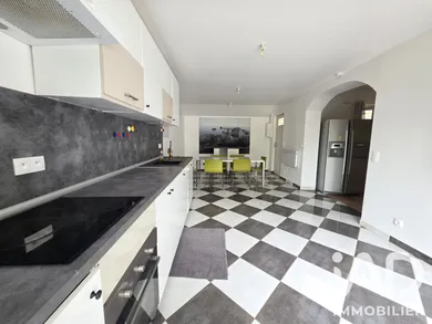 Maison traditionnelle à Melz-sur-Seine (77171)