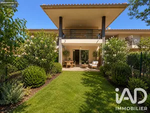 Maison traditionnelle à Roquebrune-sur-Argens (83520)