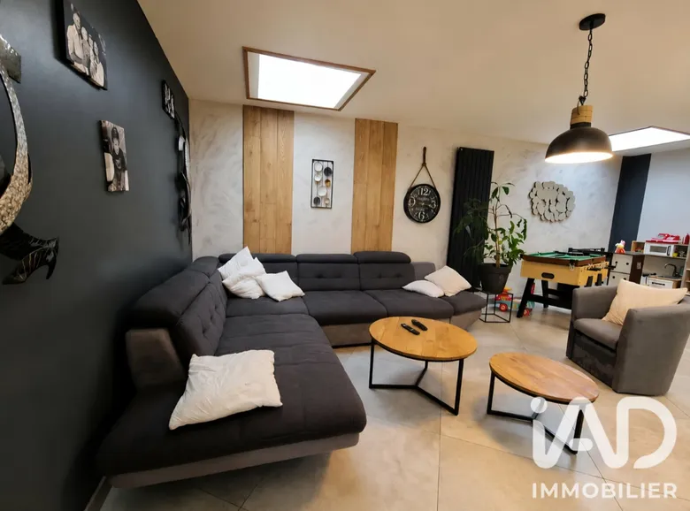 Maison 5 pièces 129 m² · à Hénin-Beaumont · 129 m² · 215 000 €