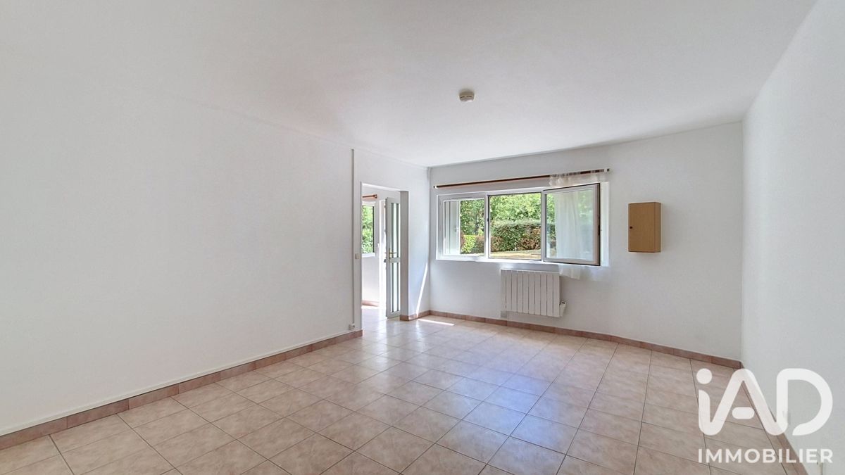 Appartement 1 pièce de 33 m² à Yerres (91330)