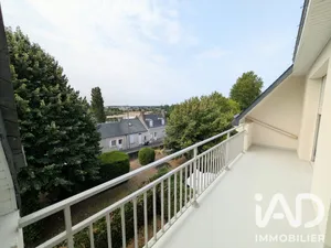 Appartement à Saint-Cyr-sur-Loire (37540)