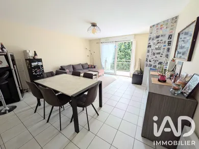 Appartement à Saint-Cyr-sur-Loire (37540)