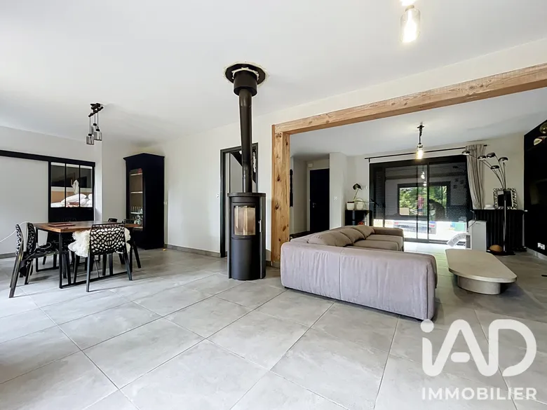 Maison 6 pièces 174 m² · à Verneuil-sur-Vienne · 174 m² · 268 000 €