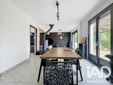 Maison traditionnelle à Verneuil-sur-Vienne (87430)