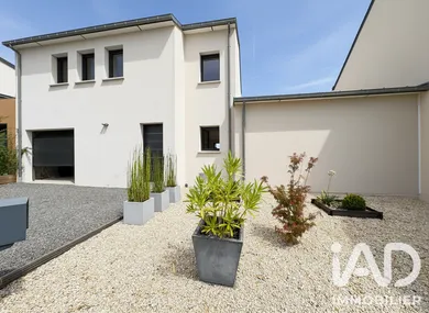House in La Chapelle-des-Fougeretz (35520)