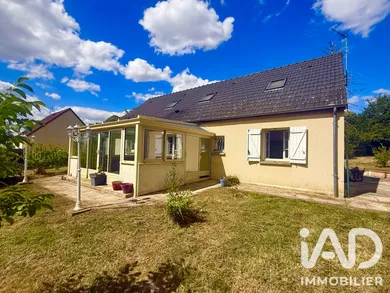 Detached house in Cosne-Cours-sur-Loire (58200)