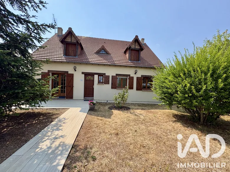 Maison 7 pièces 141 m² · à Véretz · 141 m² · 363 000 €