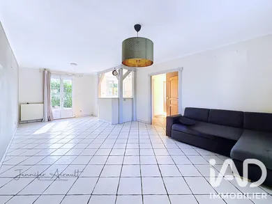 Maison à Montigny-Lencoup (77520)