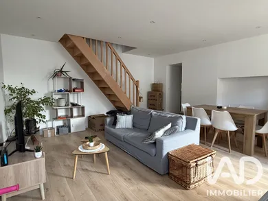 Maison de ville à Azay-sur-Thouet (79130)