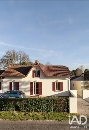 House in Tosse (40230)