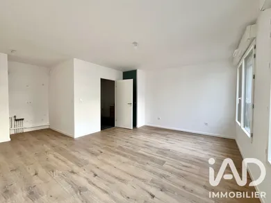 Studio à Massy (91300)