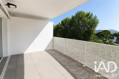 Apartment in Mandelieu-la-Napoule (06210)