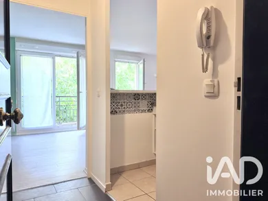 Studio à Alfortville (94140)