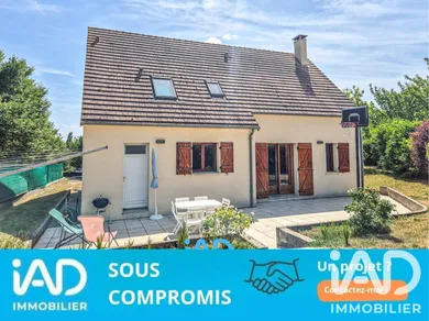 Maison à Jouy-Mauvoisin (78200)