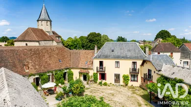 Maison à Saint-Priest-les-Fougères (24450)