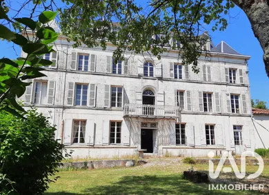 Château à Segonzac (16130)