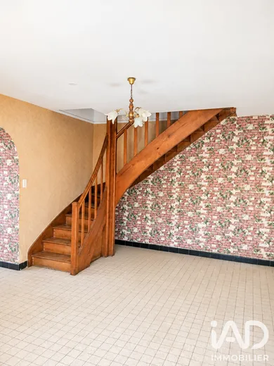 Maison de village à Saint-Christophe-en-Brionnais (71800)