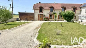 Park home in Bayel (10310)