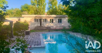 Maison d'architecte à Montigny-sur-Loing (77690)