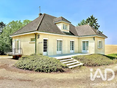 Pavillon à Perceneige (89260)