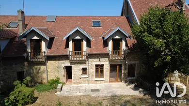 Appartement à École-Valentin (25480)