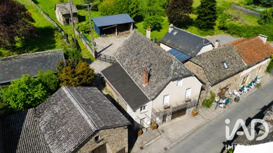 Park home in Saint-Parthem (12300)