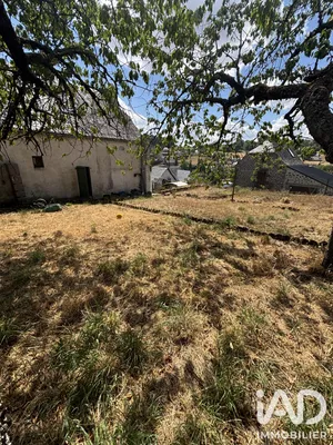 Village house in Pierrefort (15230)