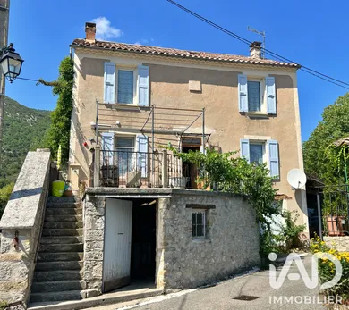 Maison à Eygalayes (26560)