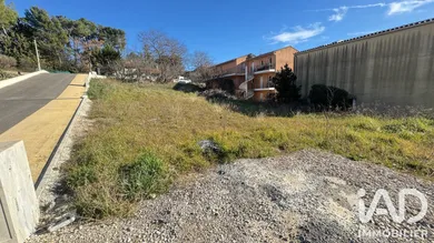 Building plot in Saint-Savournin (13119)