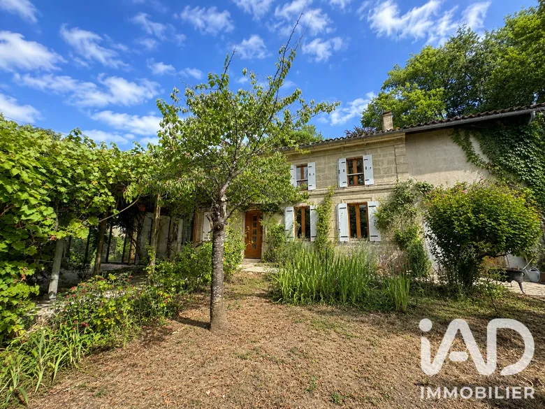 Maison 4 pièces 155 m² · à Laruscade · 155 m² · 292 000 €