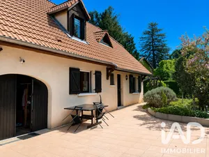 Maison à Le Deschaux (39120)