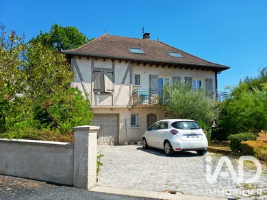 Maison traditionnelle à Larche (19600)