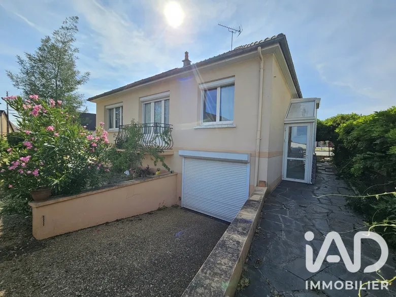 Maison 3 pièces 73 m² · à Fresnay-sur-Sarthe · 73 m² · 90 000 €