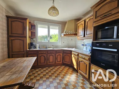 Maison à Fresnay-sur-Sarthe (72130)