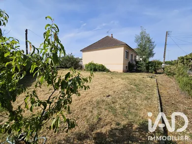 Maison à Fresnay-sur-Sarthe (72130)