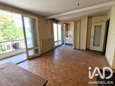 Studio à Valence (26000)