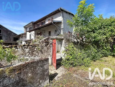Village house in Saint-Jean-de-Gonville (01630)