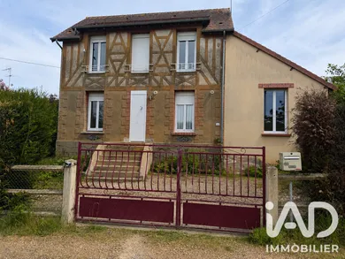 Maison traditionnelle à Breteuil (27160)