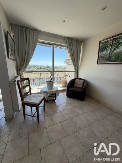 Apartment in Salon-de-Provence (13300)