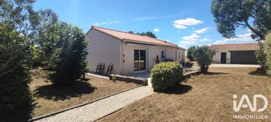 Traditional house in La Crèche (79260)