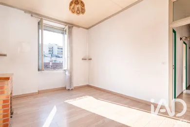 Apartment in Villeurbanne (69100)
