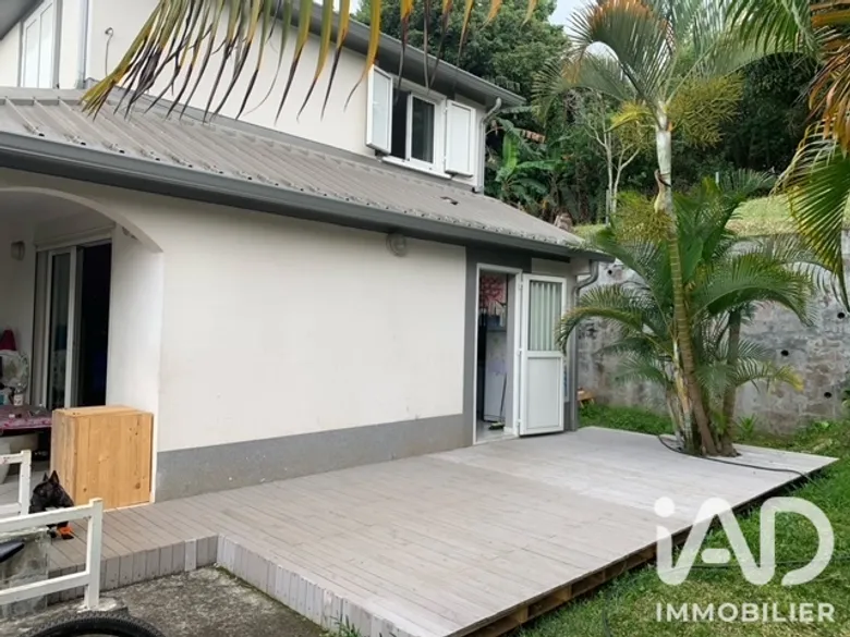 Maison 4 pièces 70 m² · à Saint-Louis · 70 m² · 230 000 €