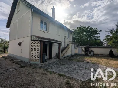 House in Charmoy (89400)