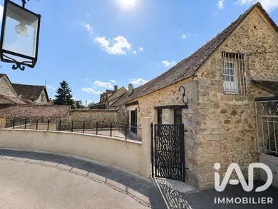 Maison traditionnelle à Villemaréchal (77710)