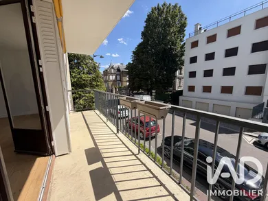 Apartment in Versailles (78000)
