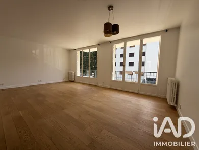 Apartment in Versailles (78000)