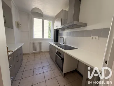 Appartement à Versailles (78000)
