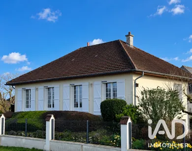 Maison à Rochecorbon (37210)